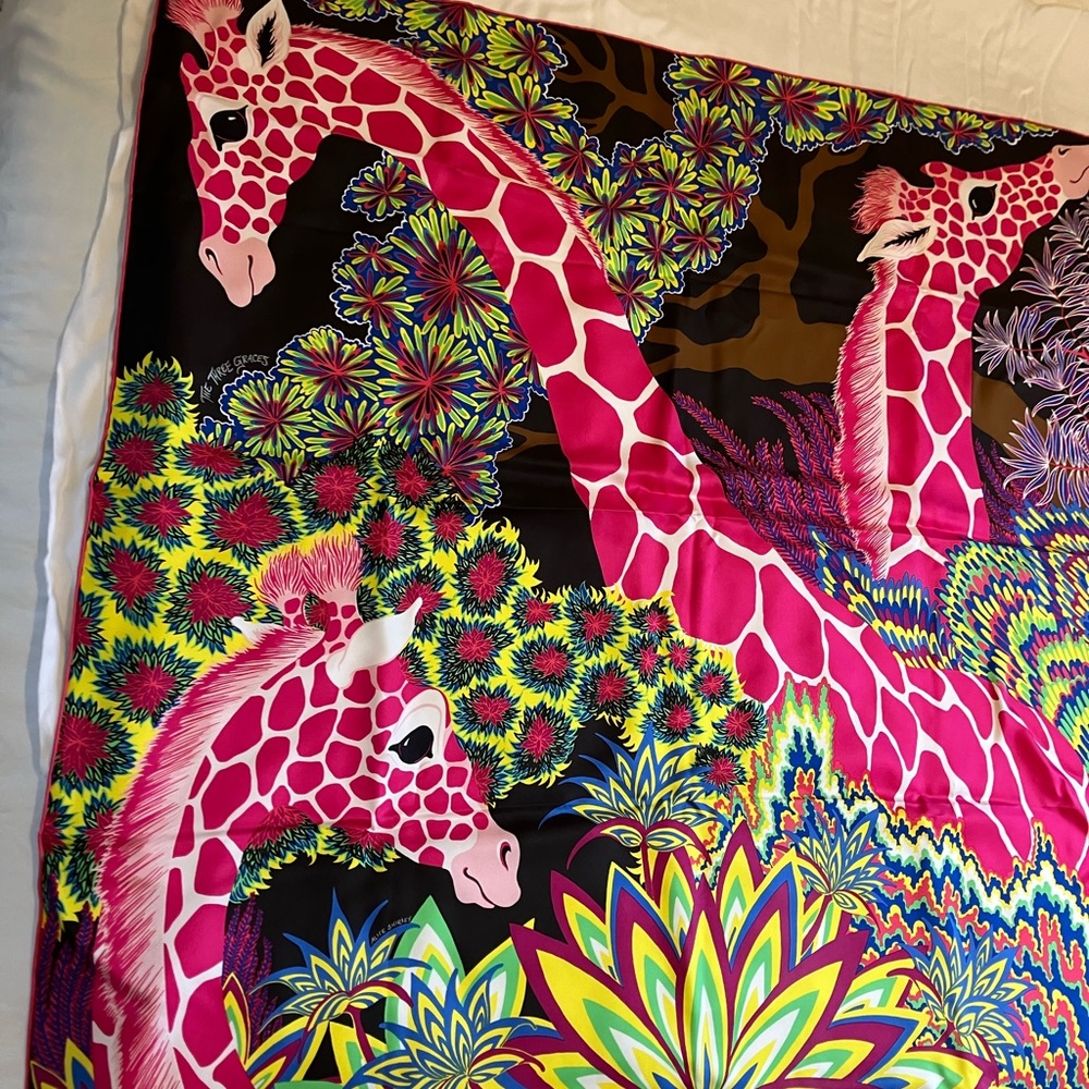 🧣 Hermes Three Graces Pink and Multicolor Giraffe Scarf - Picture 10 of 10